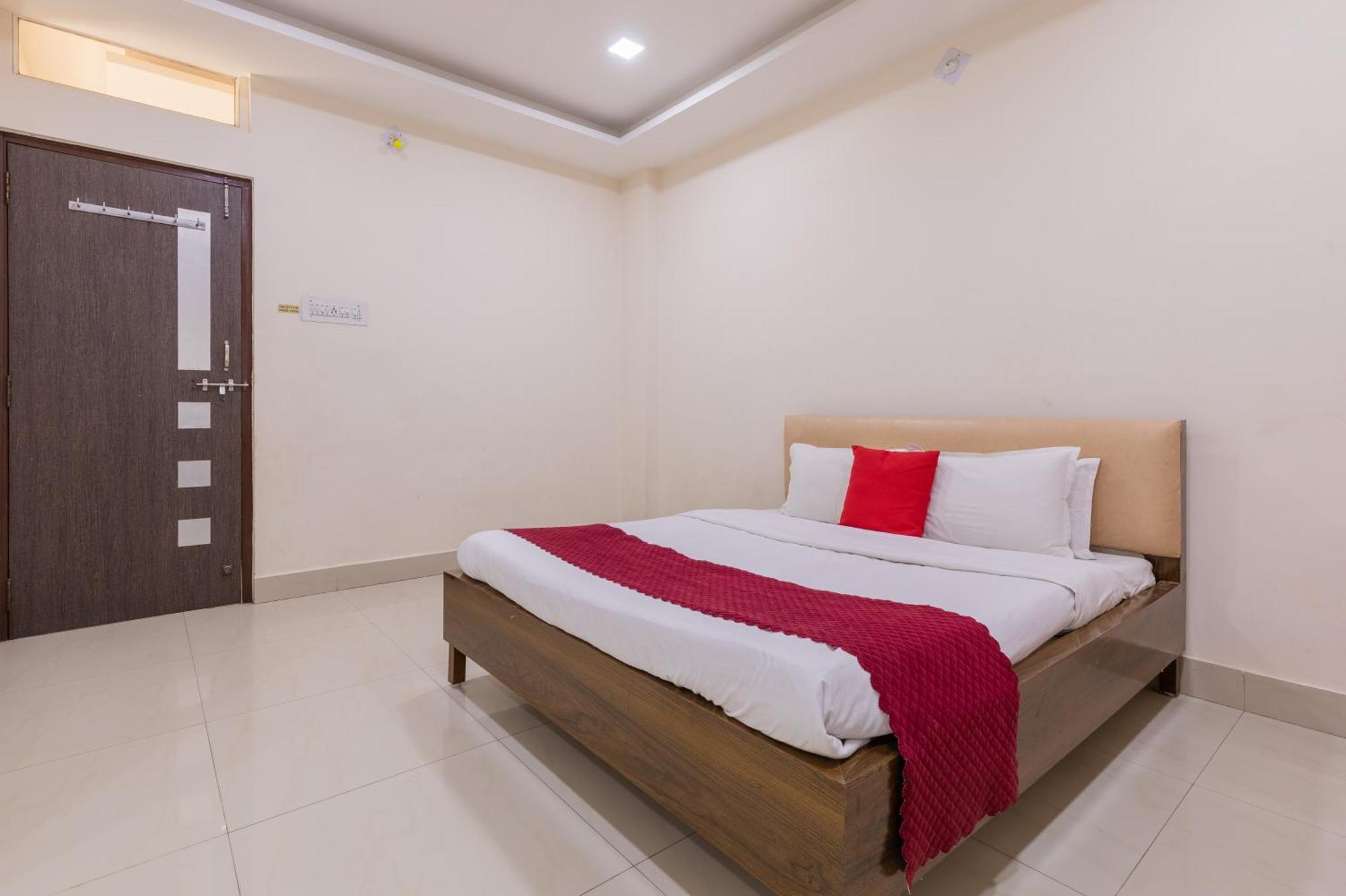 Ruchishree Garden Hotel Ujjain Exterior photo